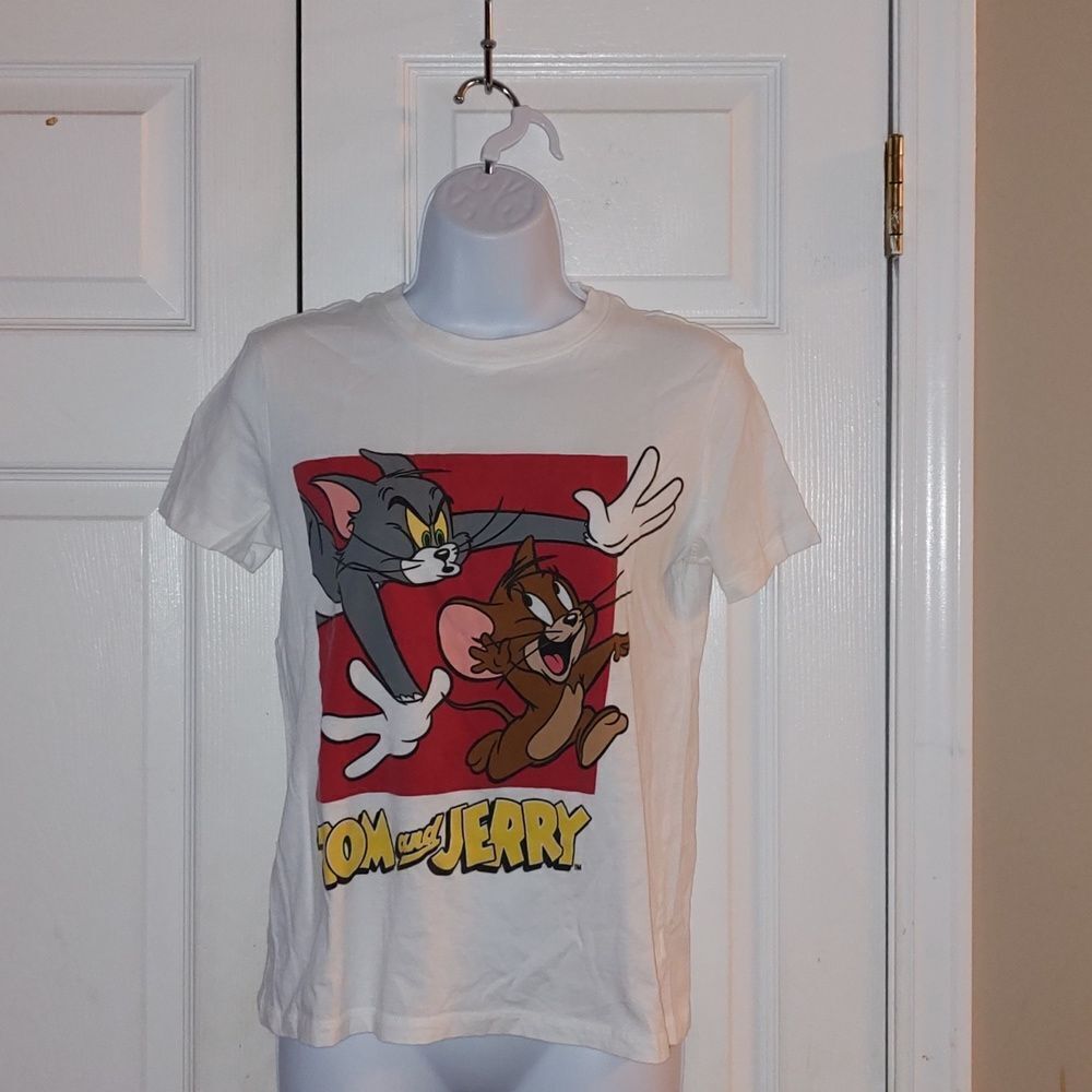Tom and Jerry juniors tshirt  Sz S